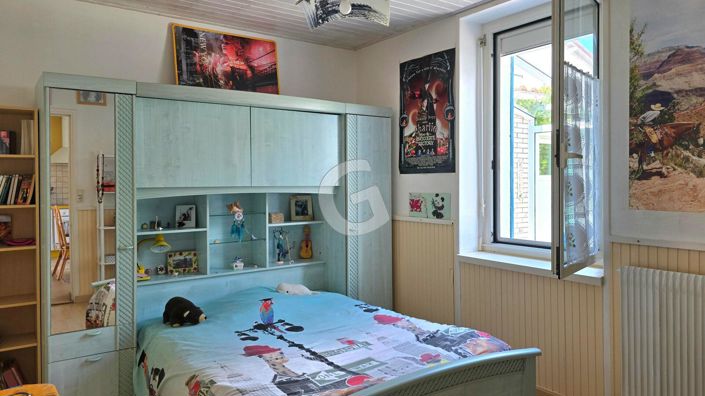 Image No.6-4 Bed House for sale