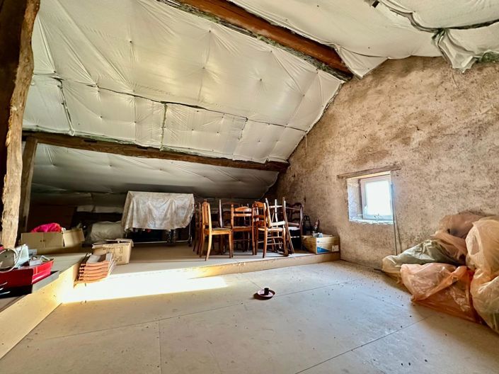 Image No.28-8 Bed House for sale