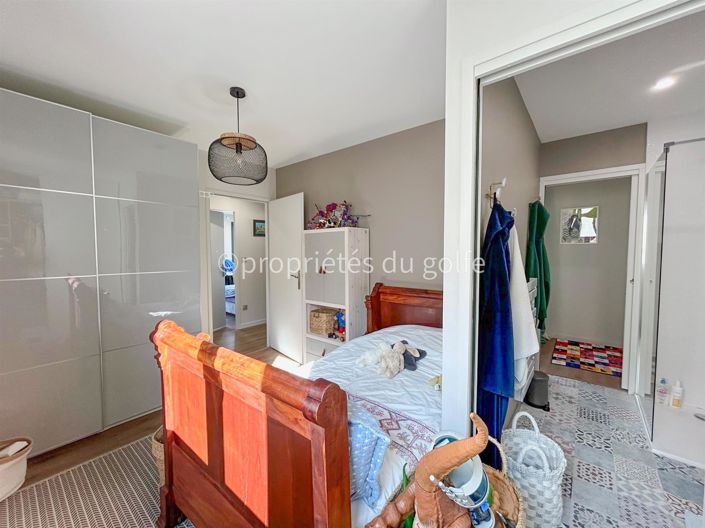 Image No.16-3 Bed House for sale