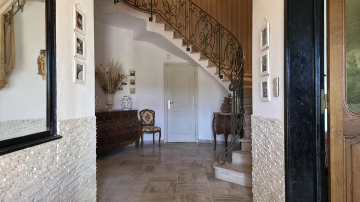 Image No.15-8 Bed House for sale