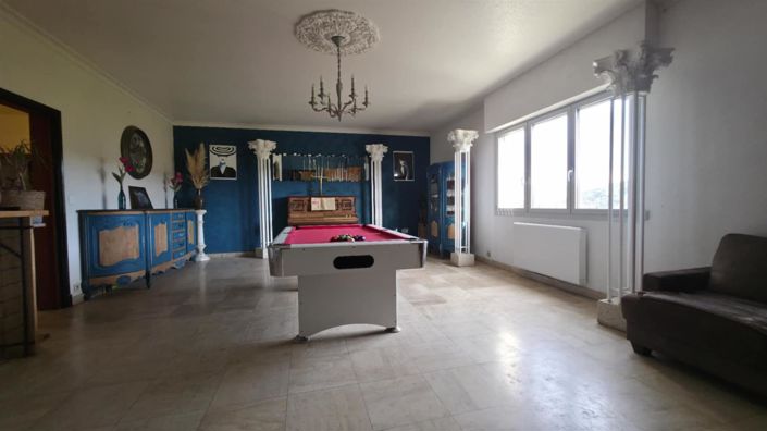 Image No.19-8 Bed House for sale