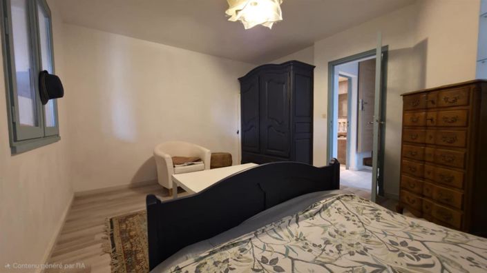 Image No.27-8 Bed House for sale