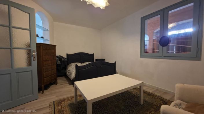 Image No.31-8 Bed House for sale