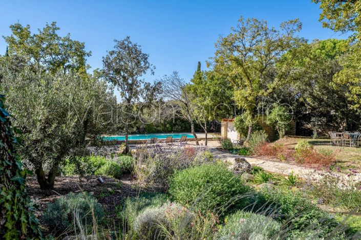 Image No.8-3 Bed House for sale