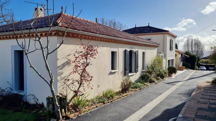 Image No.2-3 Bed House for sale