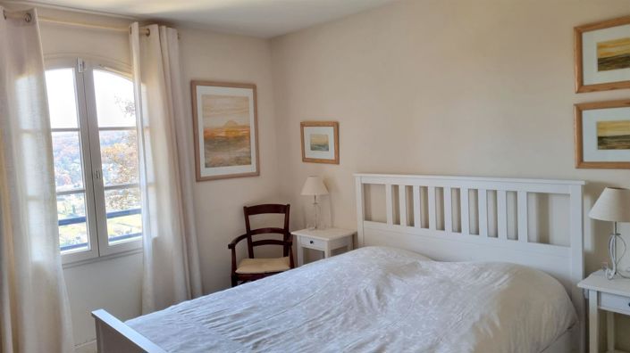 Image No.35-3 Bed House for sale