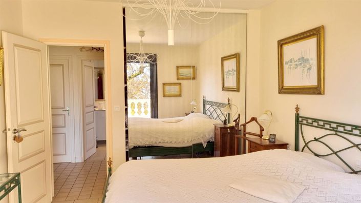 Image No.45-3 Bed House for sale