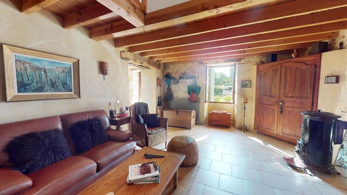 Image No.10-4 Bed House for sale