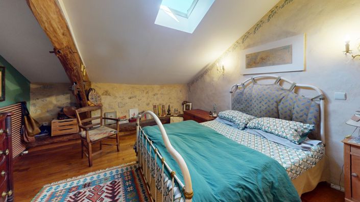 Image No.15-4 Bed House for sale