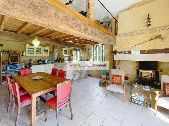 Image No.5-4 Bed House for sale