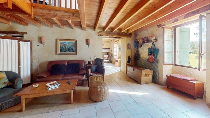 Image No.9-4 Bed House for sale