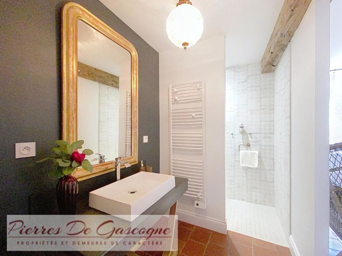 Image No.11-6 Bed House for sale