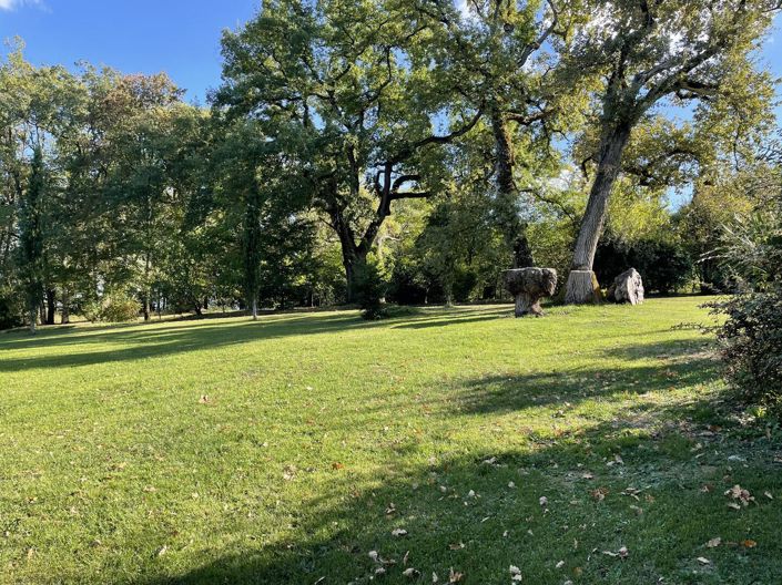 Image No.20-6 Bed House for sale