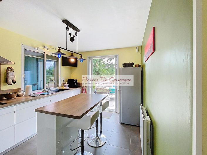 Image No.16-3 Bed House for sale