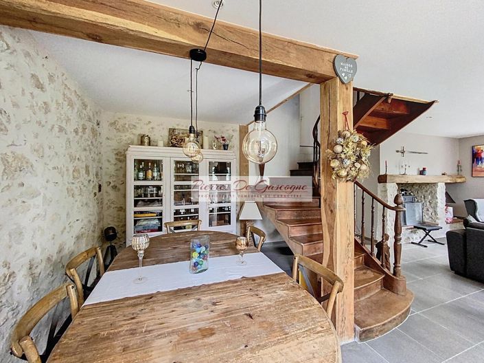 Image No.6-3 Bed House for sale