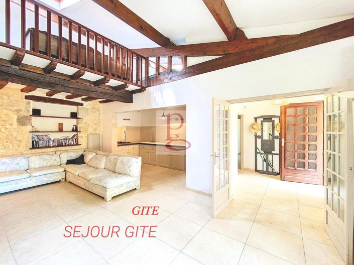 Image No.14-6 Bed House for sale