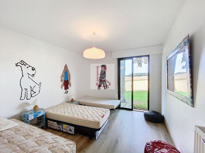 Image No.15-6 Bed House for sale