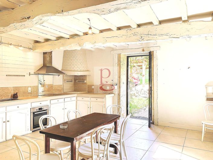 Image No.7-6 Bed House for sale