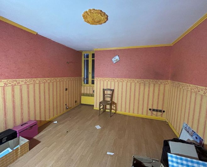 Image No.7-3 Bed House for sale