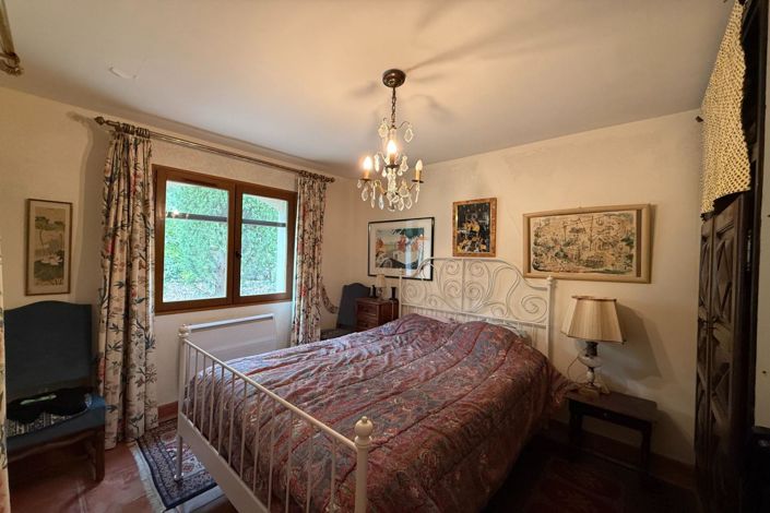 Image No.13-7 Bed House for sale