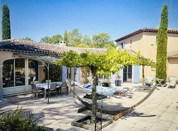 Image No.19-4 Bed House for sale