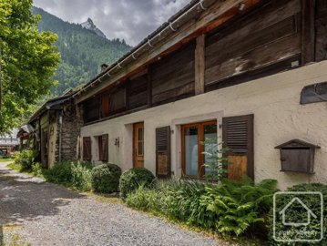1 - Chamonix-Mont-Blanc, Property