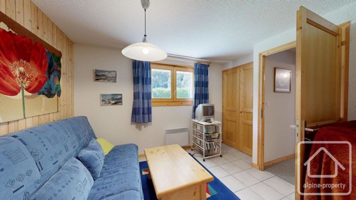 Image No.26-5 Bed Property for sale