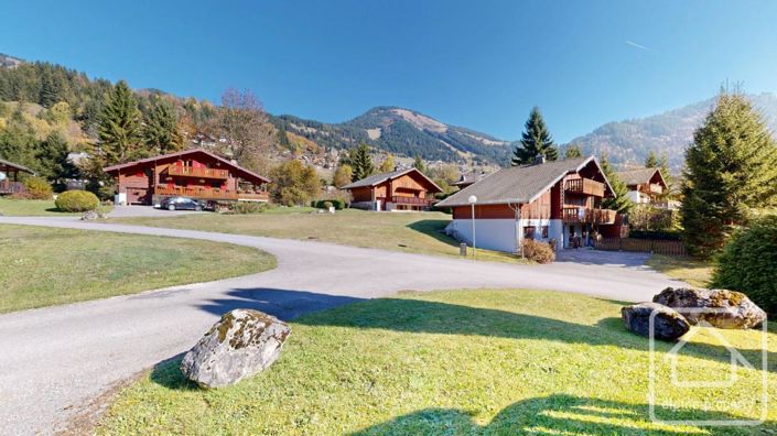 Image No.45-5 Bed Property for sale