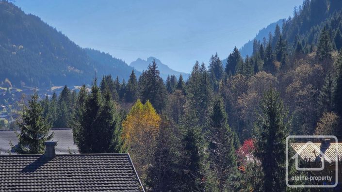 Image No.6-5 Bed Property for sale