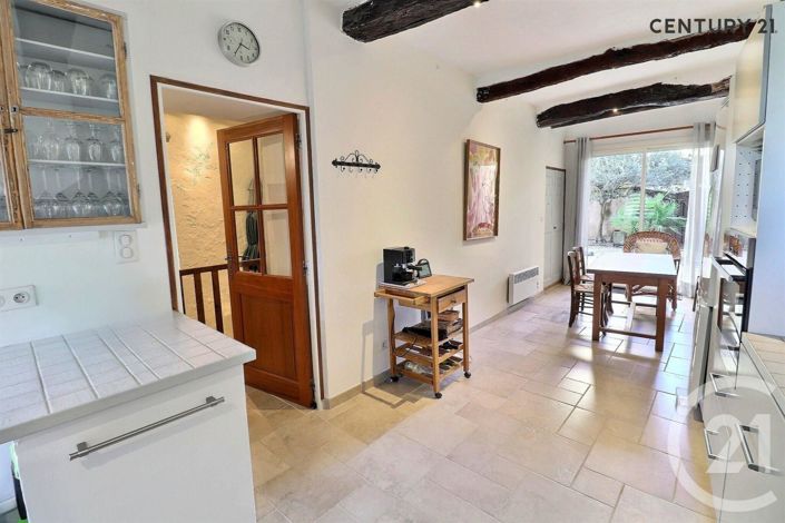 Image No.8-3 Bed House for sale