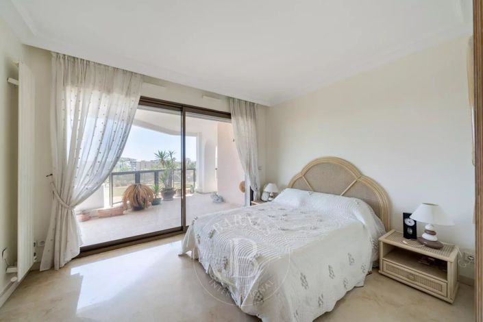 Image No.6-Appartement de 2 chambres à vendre à Cannes