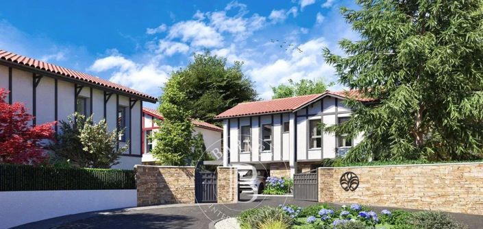 Image No.2-4 Bed House for sale