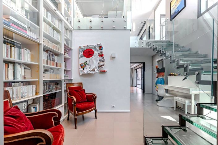 Image No.18-6 Bed House for sale