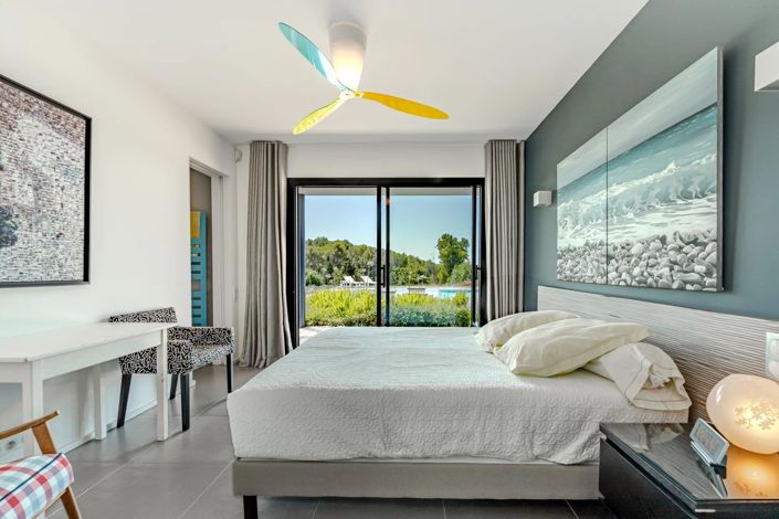 Image No.21-6 Bed House for sale