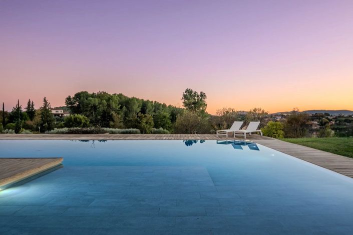 Image No.22-6 Bed House for sale