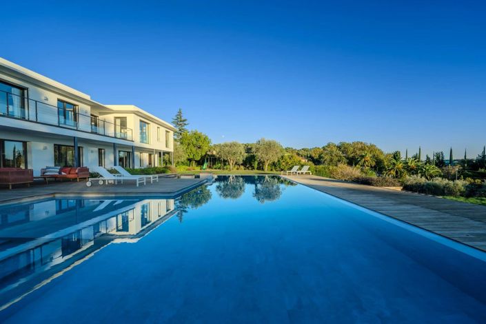 Image No.23-6 Bed House for sale