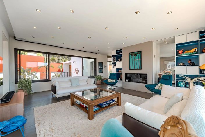 Image No.9-6 Bed House for sale