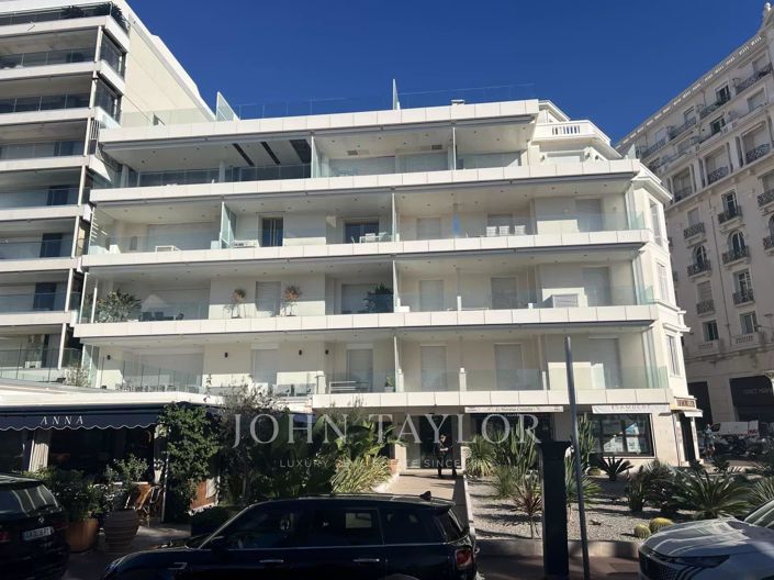 Image No.4-Apartment for sale