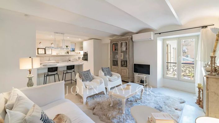 Image No.2-Propriété de 3 chambres à vendre à Cannes