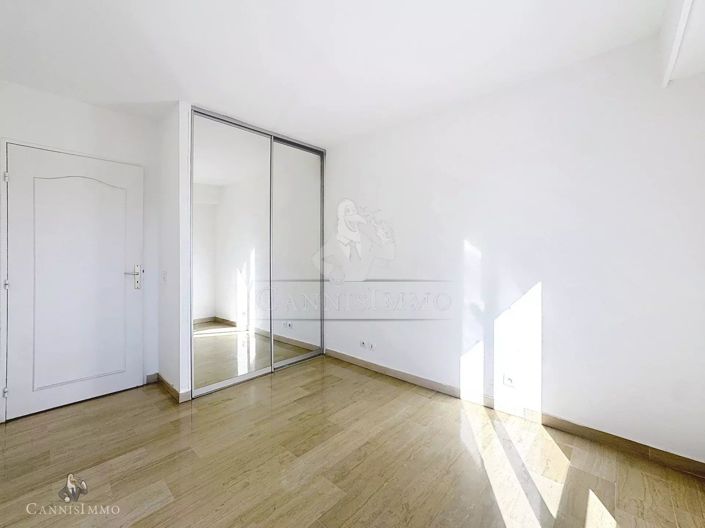 Image No.14-1 Bed Apartment for sale