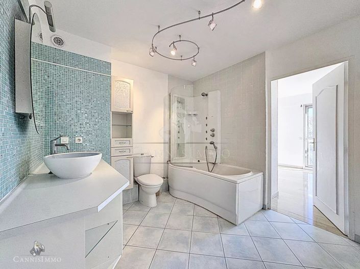 Image No.16-1 Bed Apartment for sale