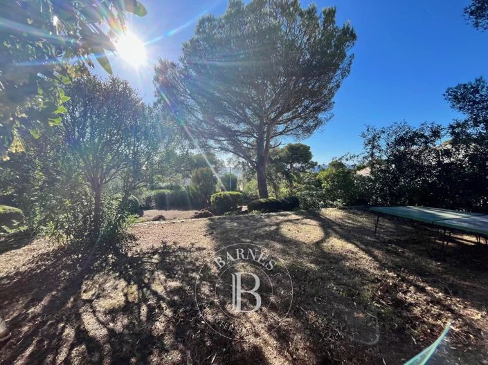 Image No.4-4 Bed House for sale