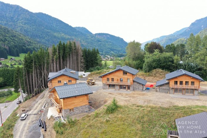 Image No.7-5 Bed House for sale