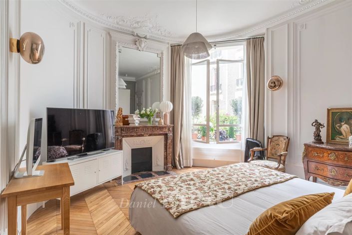 Image No.8-Appartement de 4 chambres à vendre à Paris