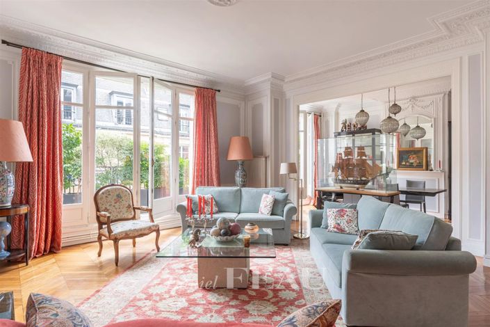 Image No.2-5 Bed Apartment for sale