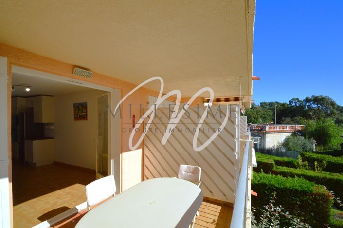 Image No.2-1 Bed Property for sale