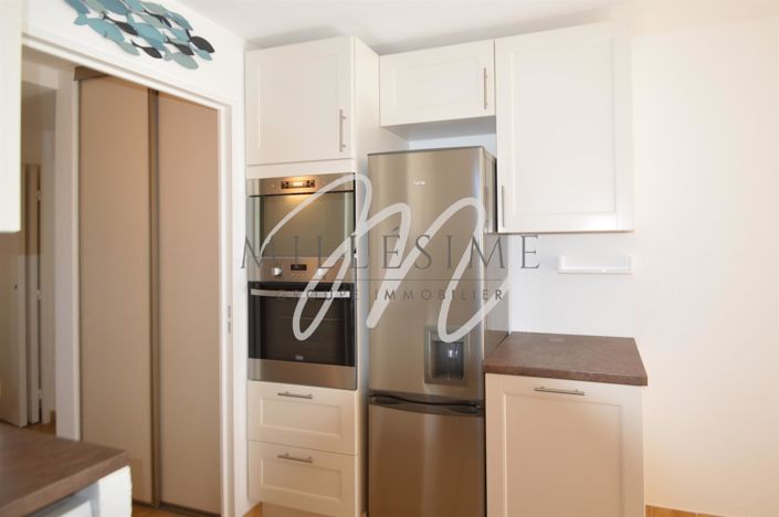 Image No.6-1 Bed Property for sale