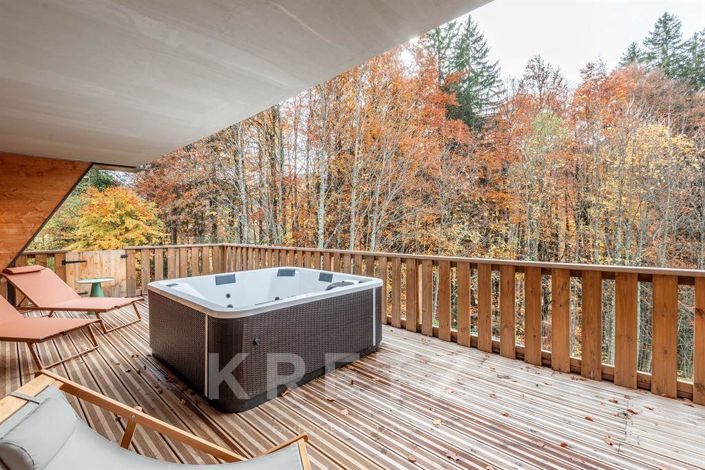 Image No.8-4 Bed House for sale