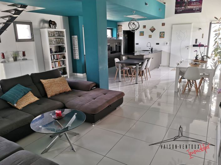 Image No.10-4 Bed House for sale