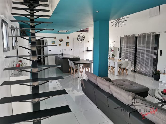 Image No.12-4 Bed House for sale